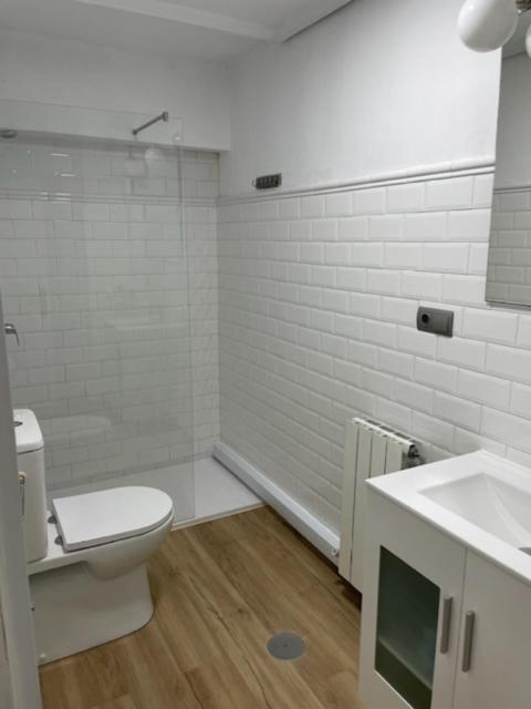 Apartamento Acogedor Y Luminoso Piso De 3 Hab *